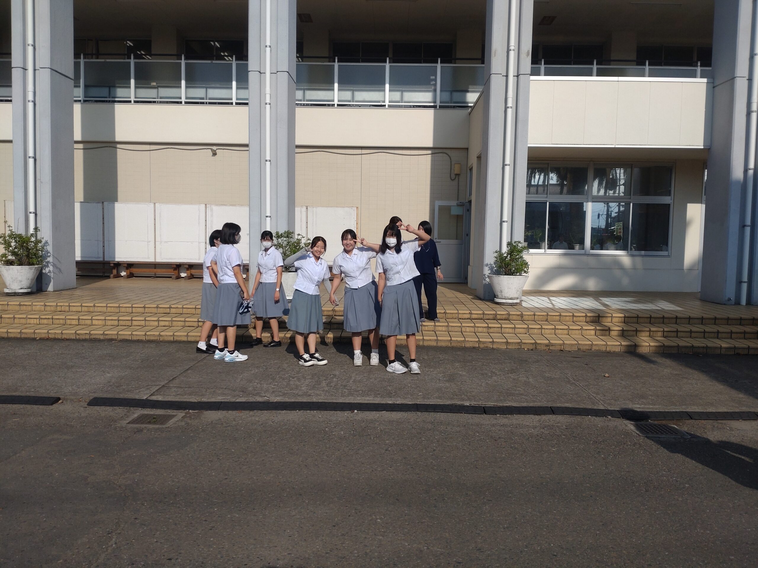 宮崎神宮に合格祈願しました。 ‣ 宮崎県立宮崎大宮高等学校